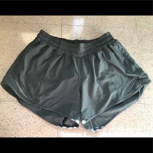 Lululemon hotty hot running shorts